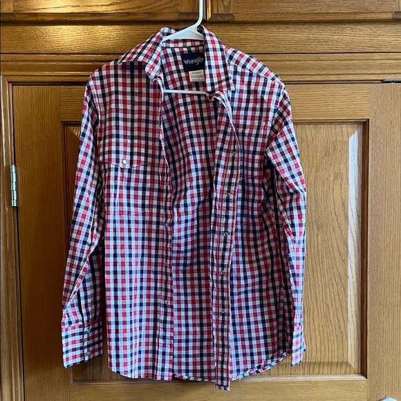 Wrangler Men's Checkered Red and Blue Shirt - Picture 1 of 4